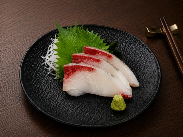 Hamachi Sashimi